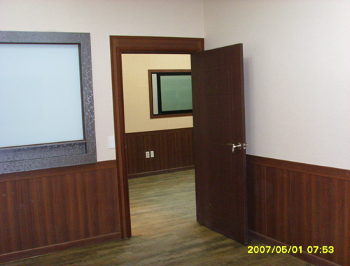 090602_hndesign152715.jpg