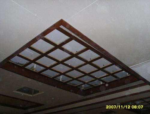 090602_hndesign152929.jpg