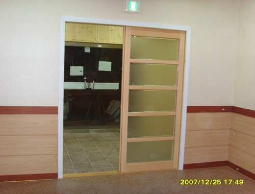 090602_hndesign153210.jpg