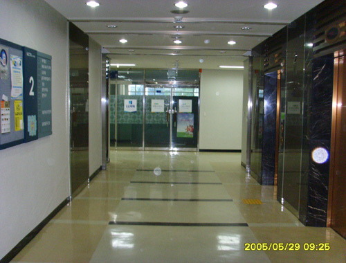 090602_hndesign154110.jpg