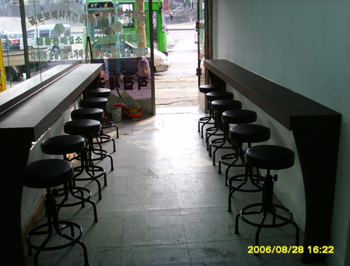 090602_hndesign154328.jpg