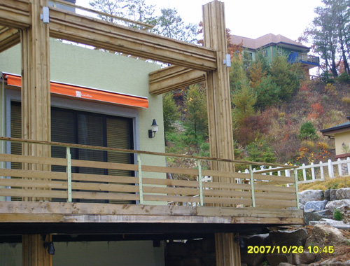 090602_hndesign155949.jpg