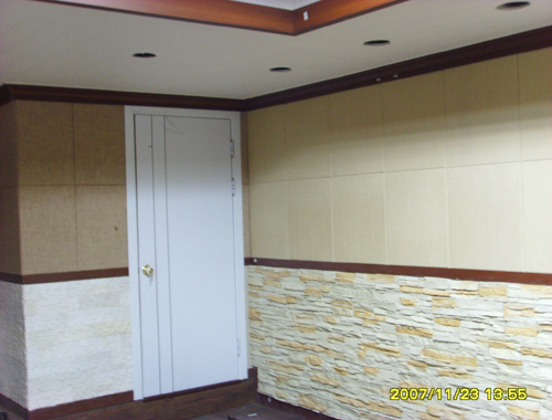 090602_hndesign161724.jpg