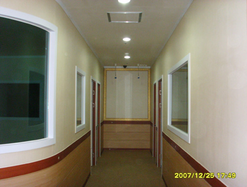 090602_hndesign161800.jpg