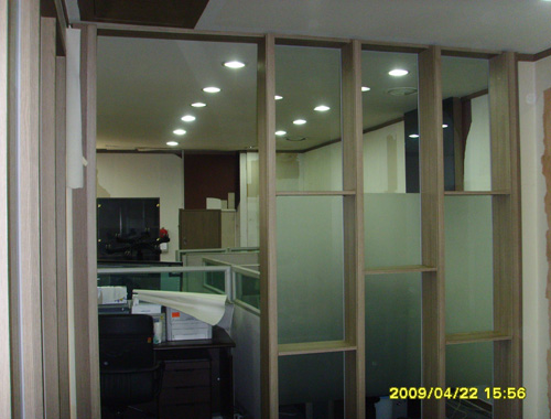 090602_hndesign162354.jpg